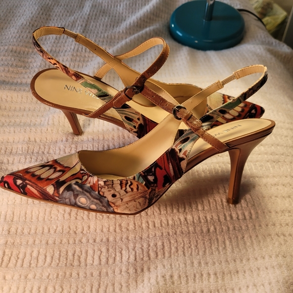 NINE WEST MULTICOLOR MARGOT BUTTERFLY PRINT SLING BACK SHOE - Picture 10 of 16